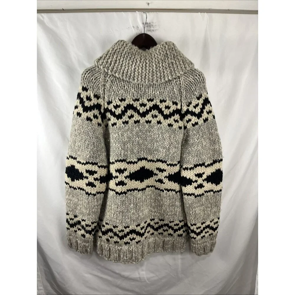 Cowichan Style Vintage Wool Sweater Men’s Large - Picture 5 of 9